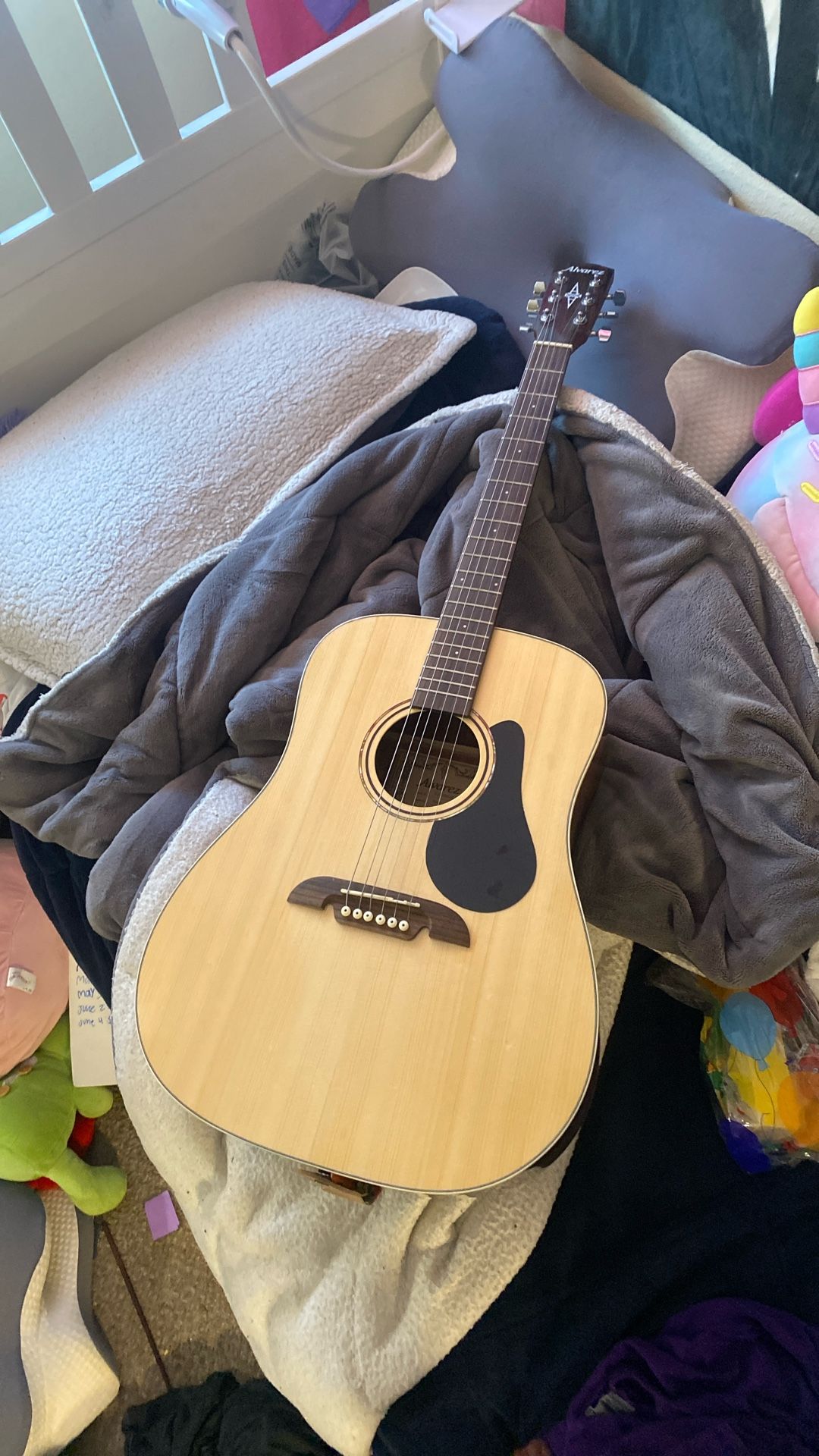 acoustic guitar