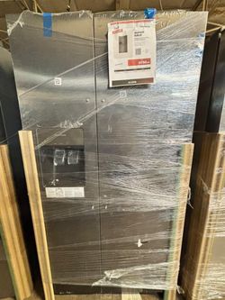 Frigidaire FRSS2623AD Refrigerator