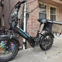 XP Step-Thru 3.0 Black Long-Range eBike