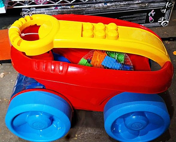Mega blocks Wagon
Carrito de bloques