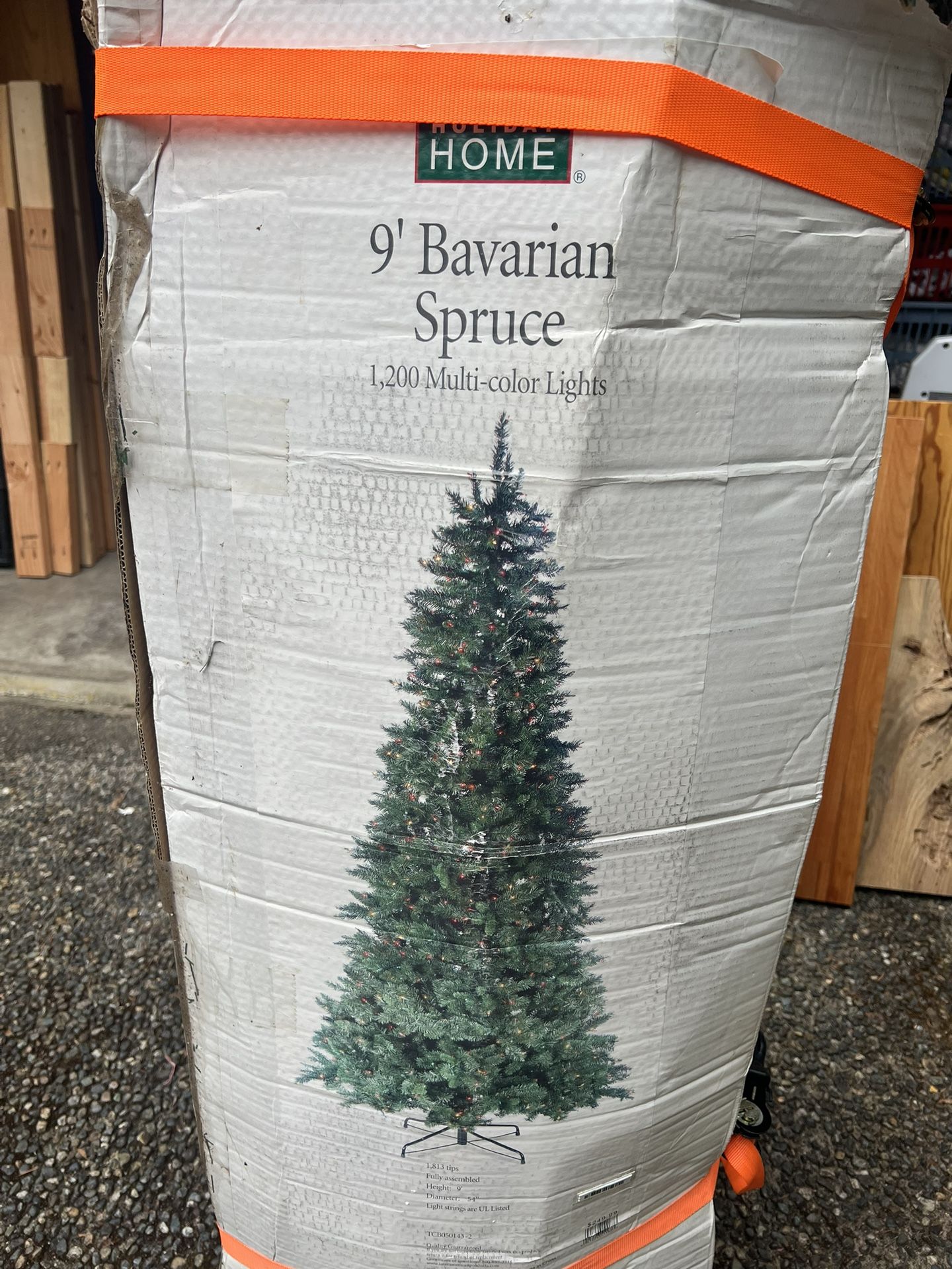Free Artificial Christmas Tree