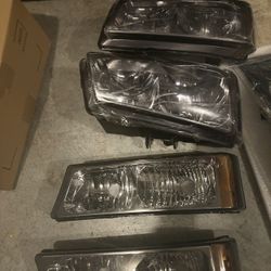 2006 Chevrolet Avalanche 1500 Headlights And Tail Lights 