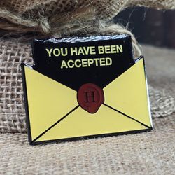 Hogwarts Acceptance Letter & Envelope Harry Potter Geek Gear Hard Enamel Pin