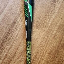 Easton MAKO Junior Big Barrel Baseball Bat: JBB16MK12B

