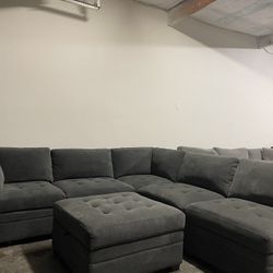 Thomasville Tisdale Modular Sectional 6-piece Boucle with Storage Ottoman   ✅