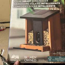 Solar Smart Bird Feeder 