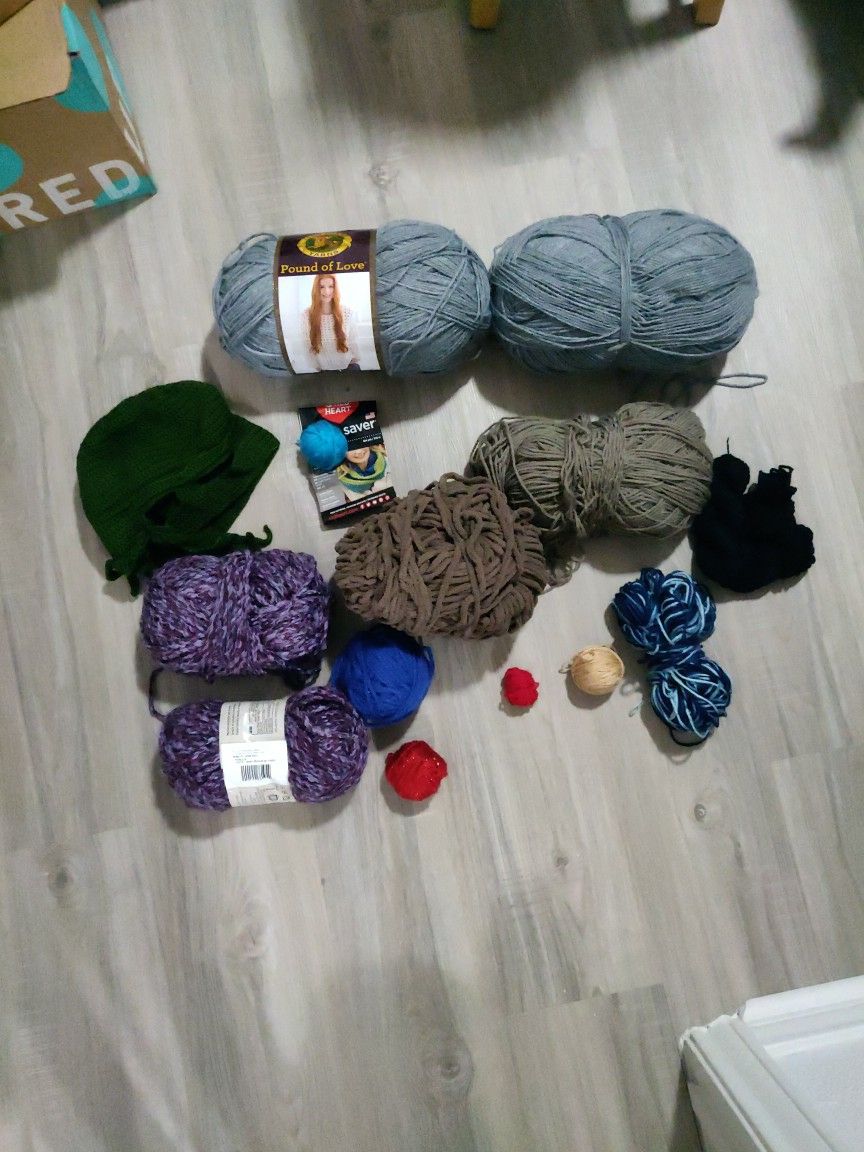 Assorted Synthetic Yarns For Knitting Or Crochet