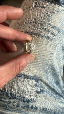 14k a bunch of diamonds