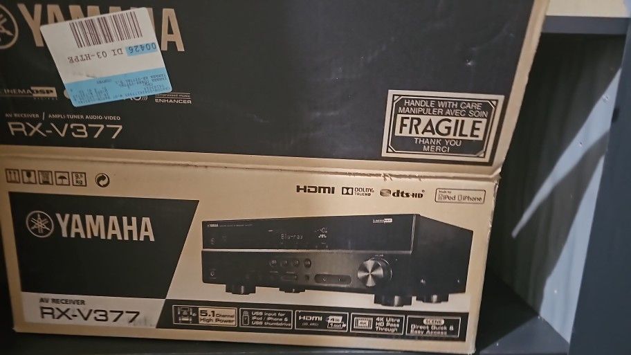 Yamaha Receiver RXV- 377  New In Box $$$ MAKE OFFER