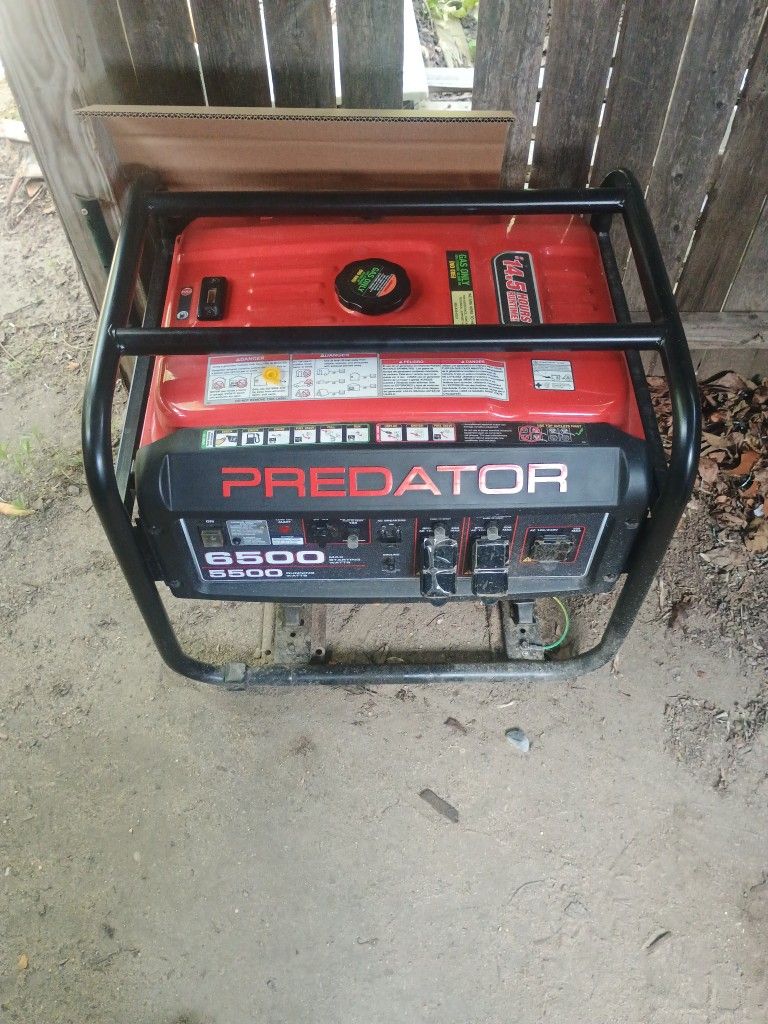 Predator 6500 Generator Starts Up Then Shuts Down Doors Not Produce Any Electric Parts Only