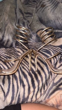 Wrap around heels gold