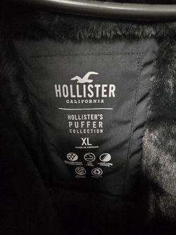Hollister-Puffer Jacket