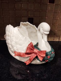 Vintage Hand Painted Ceramic Swan Planter Centerpiece