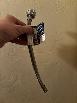 Watts 12” Stainless Steel Toilet Connector 3/8 #25113 New w/ Tags 