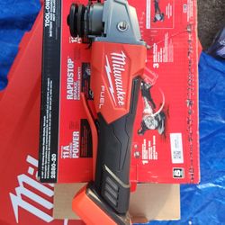 Milwaukee M18 Fuel Brushless Grinder 