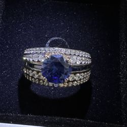 925 sterling silver white rhinestones golden sapphire blue stones ring size 5 In great condition 