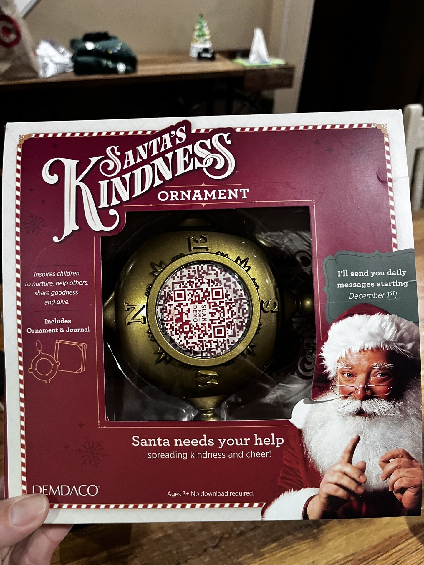 Santa’s kindness Ornament