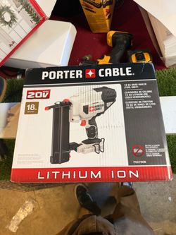 Porter Cable 20V 18GA Brad Nailer PCC790B