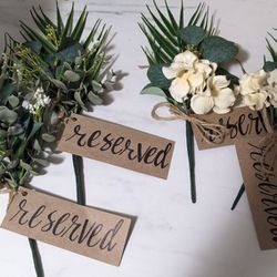 Wedding Flowers & Signs