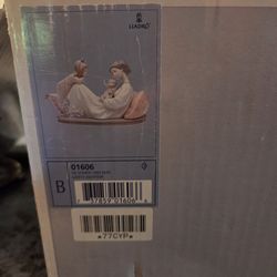 LLADRO 01606 Ya somos uno mas