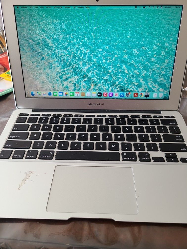 2014 Apple MacBook Air Laptop
