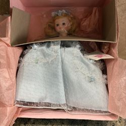 Vintage Madame Alexander Cinderella White Gown 