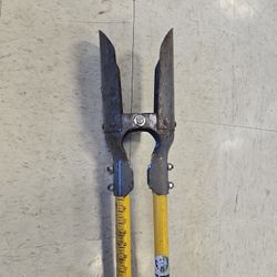 Vulcan Post Hole Digger withh 19" Blades I-8165
