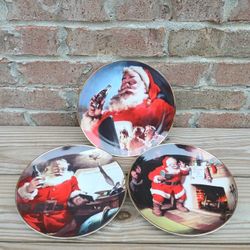 Vintage Franklin Mint Coca-Cola Christmas Plates 