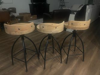 Bar stools counter height