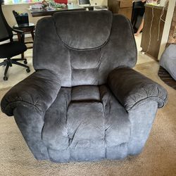 Grey Ashley Furniture Recliner Chair 