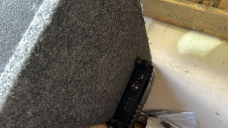 speaker box and amp for sale