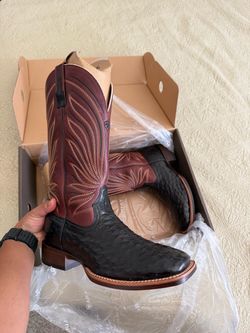 Ariat Ostrich Men’s size 8.5 Brand New