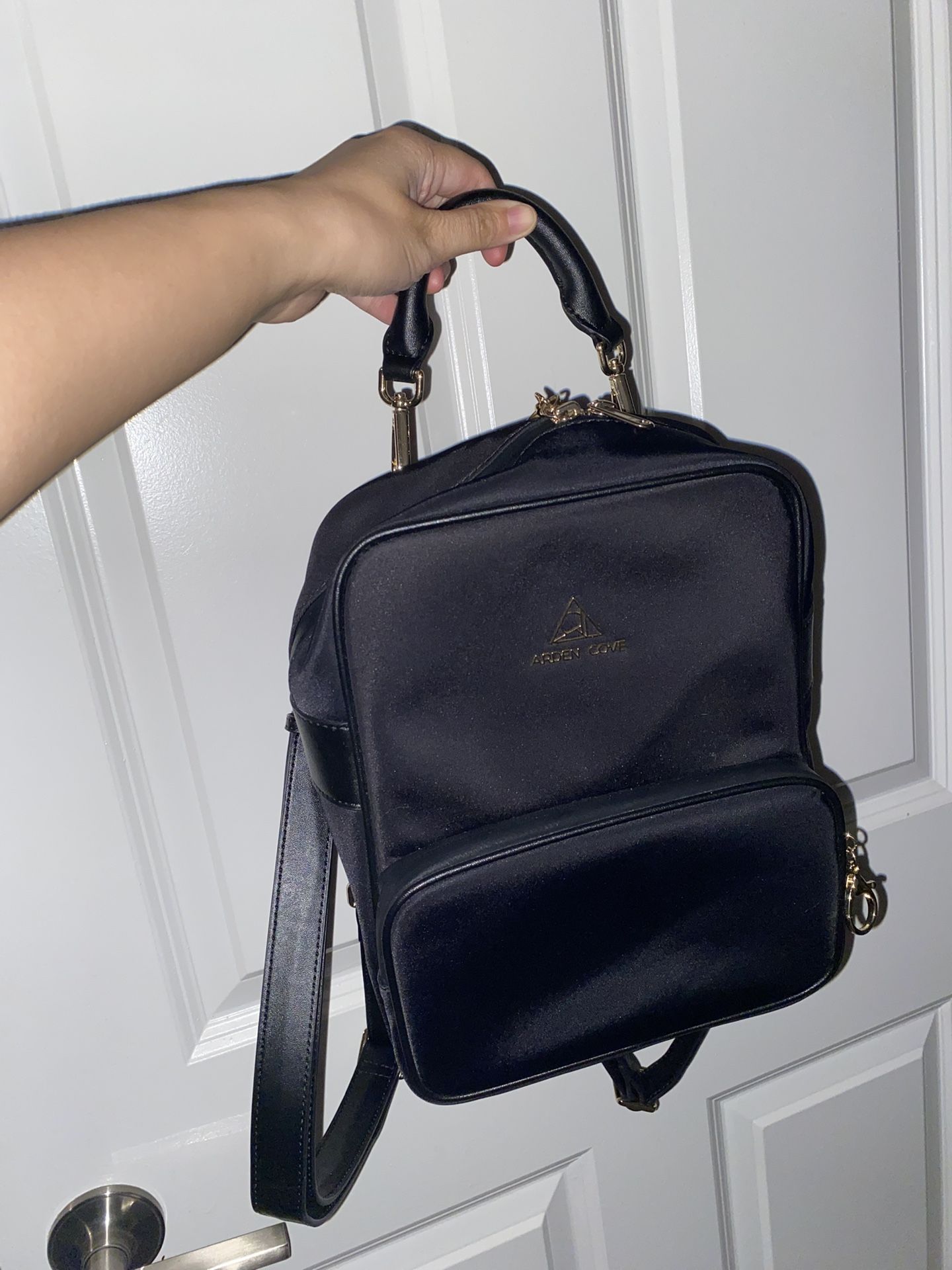 Arden Cove Black Backpack 🎒