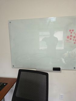 Ubrands Glass Whiteboard 48x60