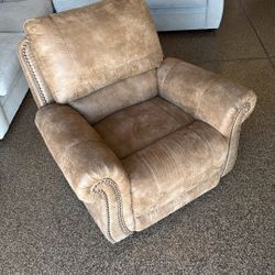 Comfy Swivel/Rocker/Recliner $60