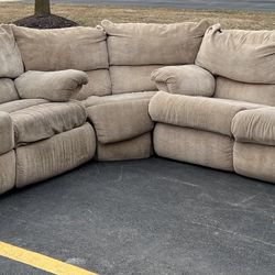 Light Brown Sectional Reclining Couch Set With Pull Out Bed 