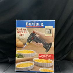 BONJOUR 5 PIECE CREME BRULEE SET 4 WHITE PORCELAIN RAMEKINS & TORCH New In Box