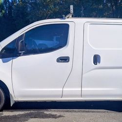 2017 Nissan Nv200