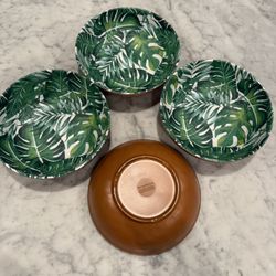 Set Of 4 Tommy Bahama Melamine Bows Bowls. New 