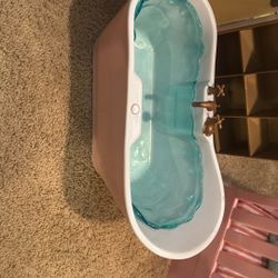 Bathtub 