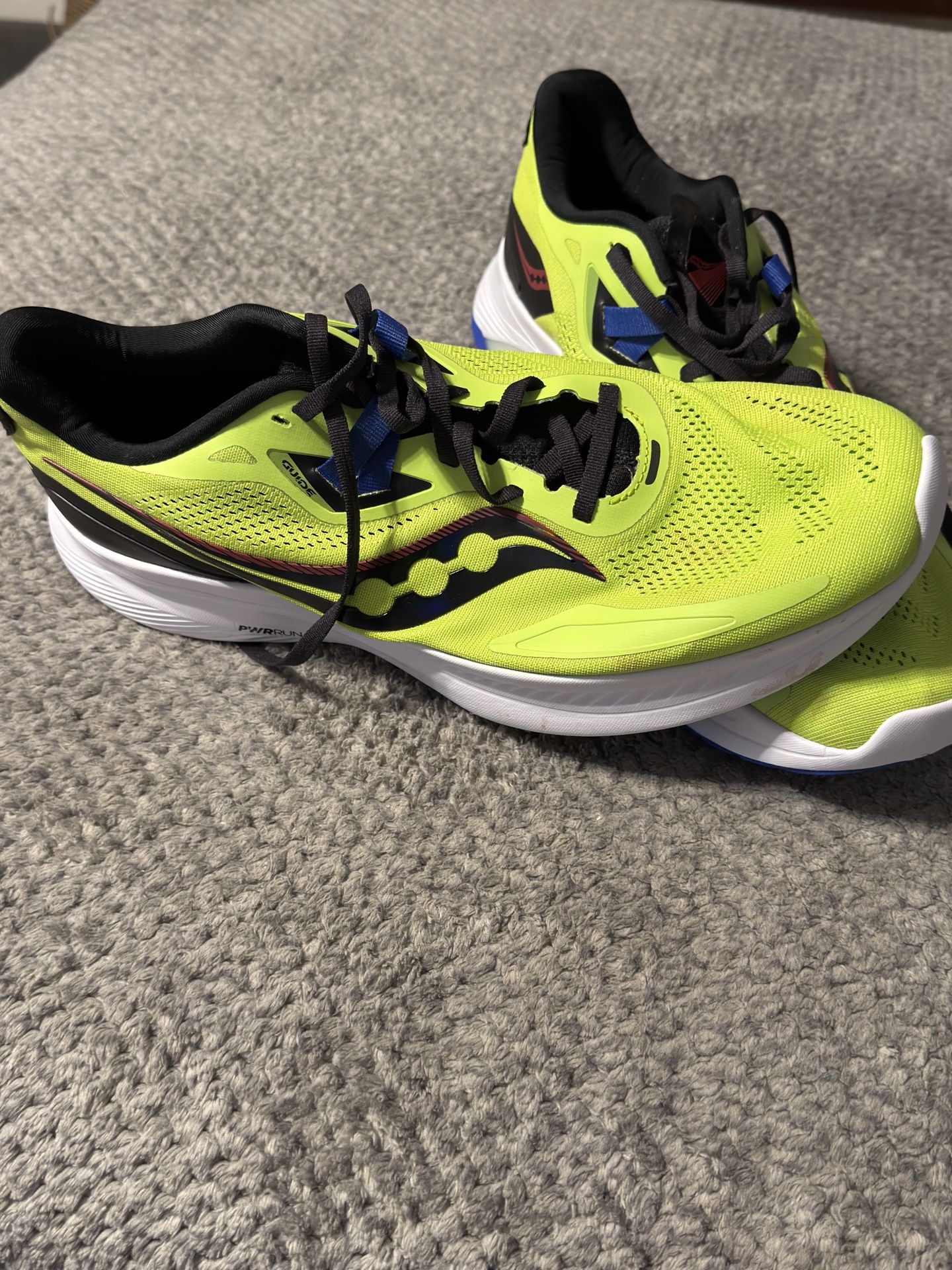 Saucony Guide Mens Size 12 Yellow White Athletic Running Shoes S20684-25