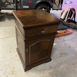 Storage Cabinet - End Table 