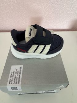 Adidas infant/toddler sneakers.