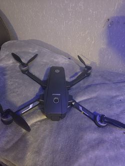 Holy Stone HS720E Drone