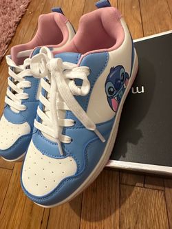 Size 3 stich sneakers