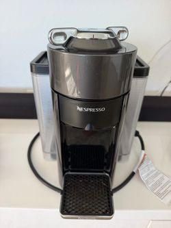 Nespresso Evoluo Coffee and Espresso Machine by De'Longhi