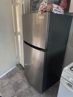 Fridge