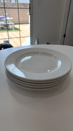 Set of 5 White Ceramic Dinner Plates