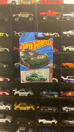 Hot wheel Porsche 911 rally super treasure hunt