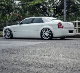 Air Bag Air Ride Suspension For Chrysler 300 Dodge Challenger Magnum